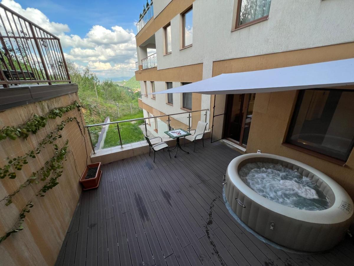 Coroni Studio With Jacuzzi ブラショフ エクステリア 写真